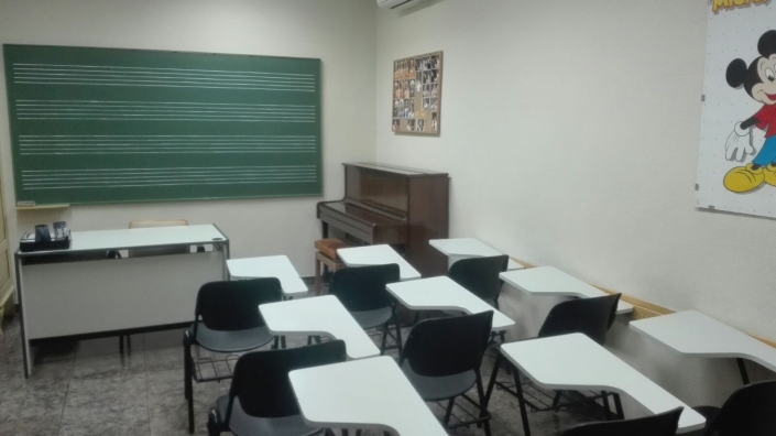 Aula de lenguaje musical. Escuela Música Guardia Civil Valencia